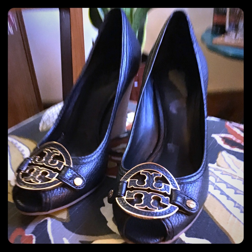 Tory Burch Wedges Black